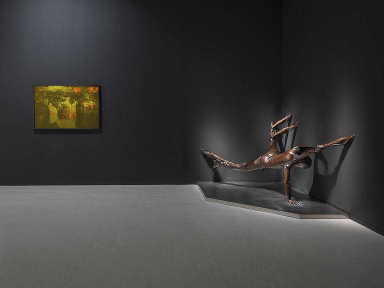 Jérôme Sans - Hank Willis Thomas, Looking for America, Eldorama Tripostal, lille3000, 2019 © photo Florian Kleinefenn