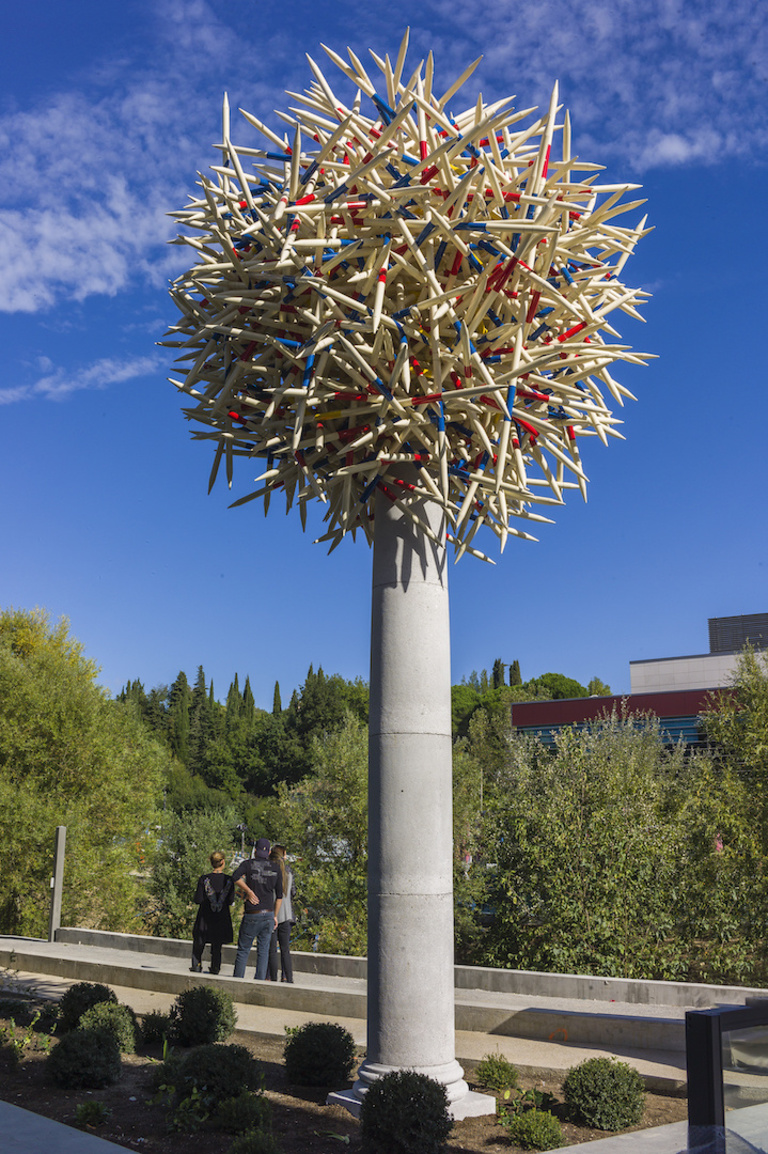 Jérôme Sans - POLYGONE_MartineTayou_Mikado Tree, 2015