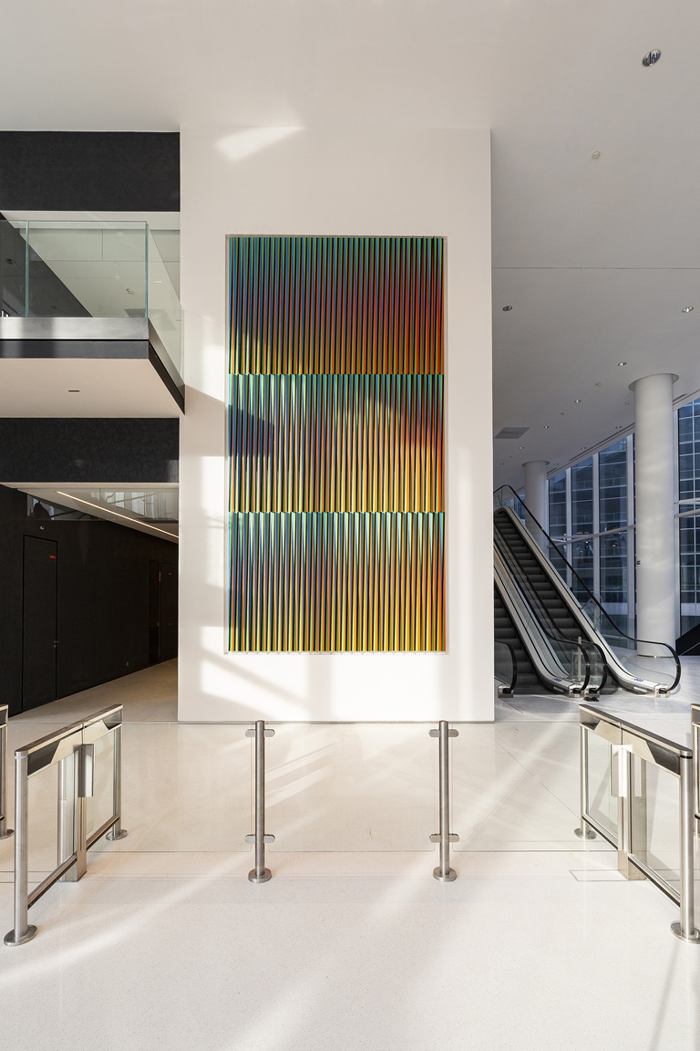 Jérôme Sans - 2. Carlos Cruz Diez_Polychromie_Tour Trinity_La Défense