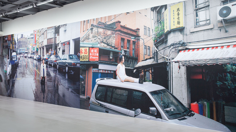 Jérôme Sans - 4. Erwin Wurm_One Minute in Taipei_2020_TFAM