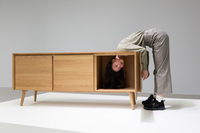 Jérôme Sans - 12. Erwin Wurm_One Minute in Taipei_2020_TFAM