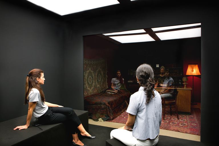 Jérôme Sans - Leandro Erlich, Kabinett des Psychoanalytikers, 2005-2018, mixed media, dimensions variable_Jérôme Sans