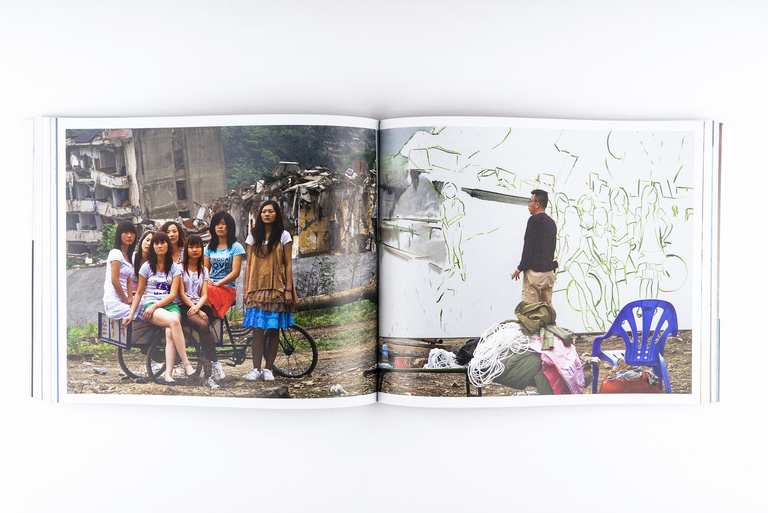 Jérôme Sans - 5. Liu Xiaodong_Painting as Shooting curated by Jerome Sans_book