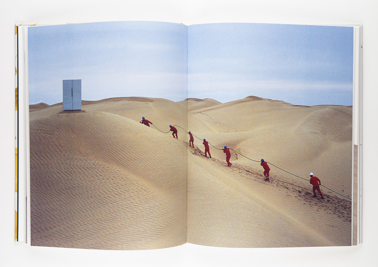 Jérôme Sans - ZHAO ZHAO_ Camel Desert_Book_Jérôme SANS_004.jpg