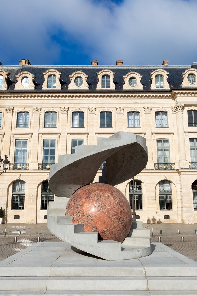 Jérôme Sans - Au cours des mondes Alicja Kwade Place Vendôme