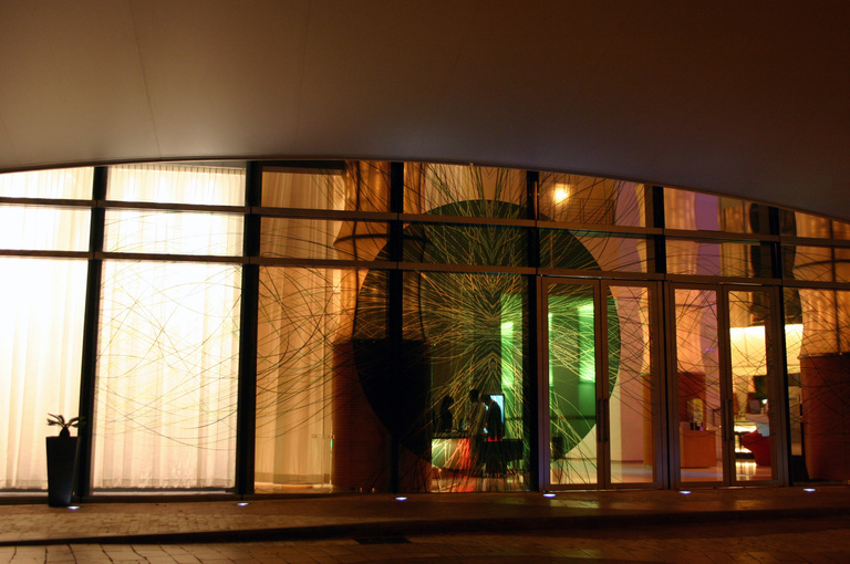 Jérôme Sans - Le Meridien Cyberport Hong Kong Transitional Portal.jpg