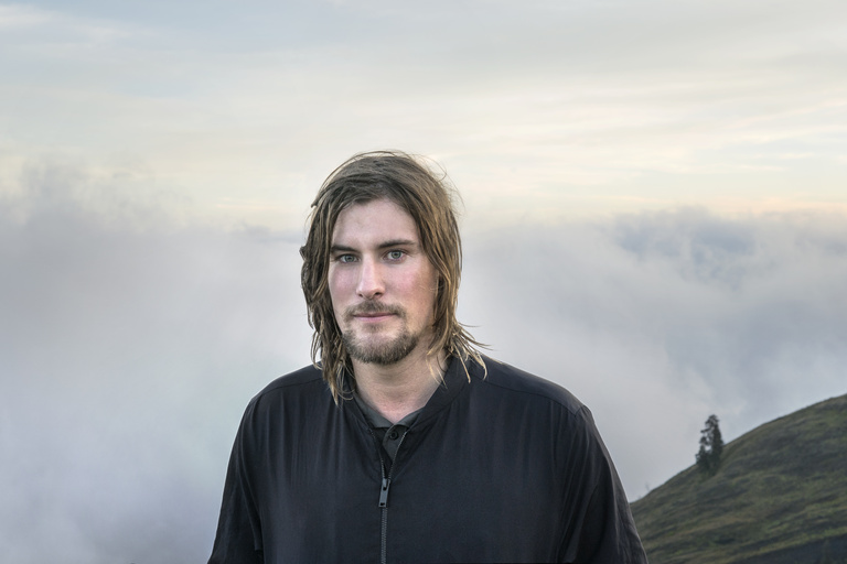 Jérôme Sans - Julian Charrière - Lauréat du Prix SAM pour l'art contemporain 2022