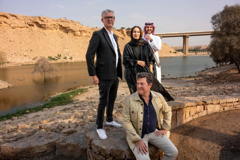 Jérôme Sans - The Bright Side of the Desert Moon - Noor Riyadh 2023