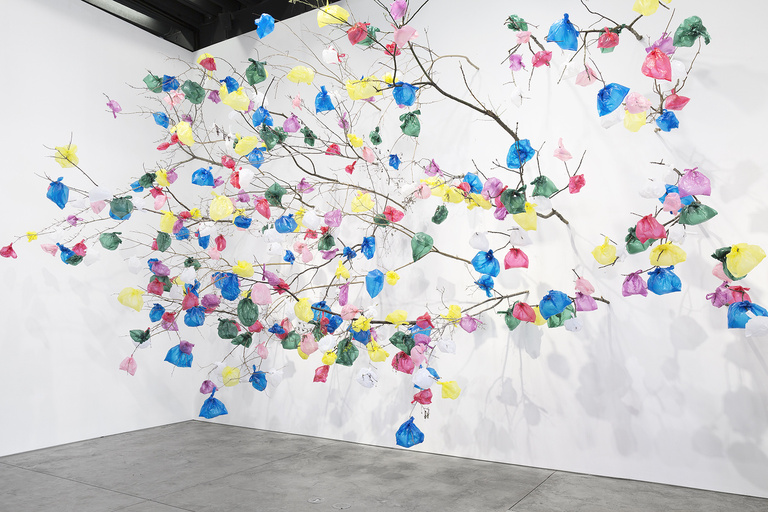 Jérôme Sans - Pascale Marthine Tayou - Colorful Line