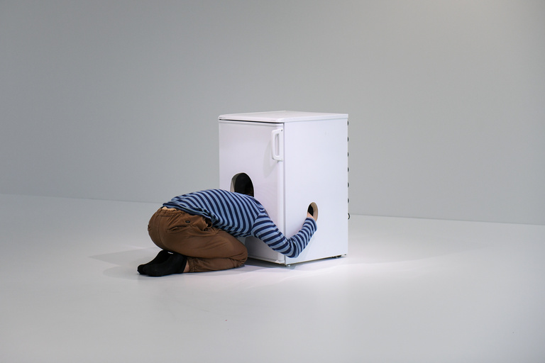Jérôme Sans - Erwin Wurm - One Minute Forever